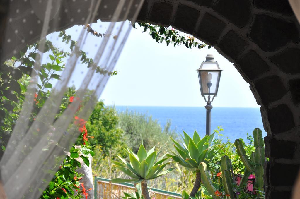 Villa Sea Rose Липари Номер фото