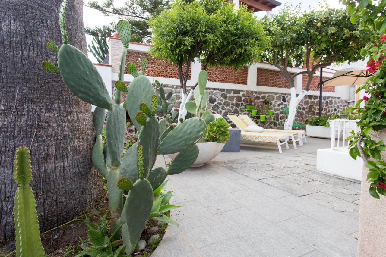 Villa Sea Rose Липари Экстерьер фото